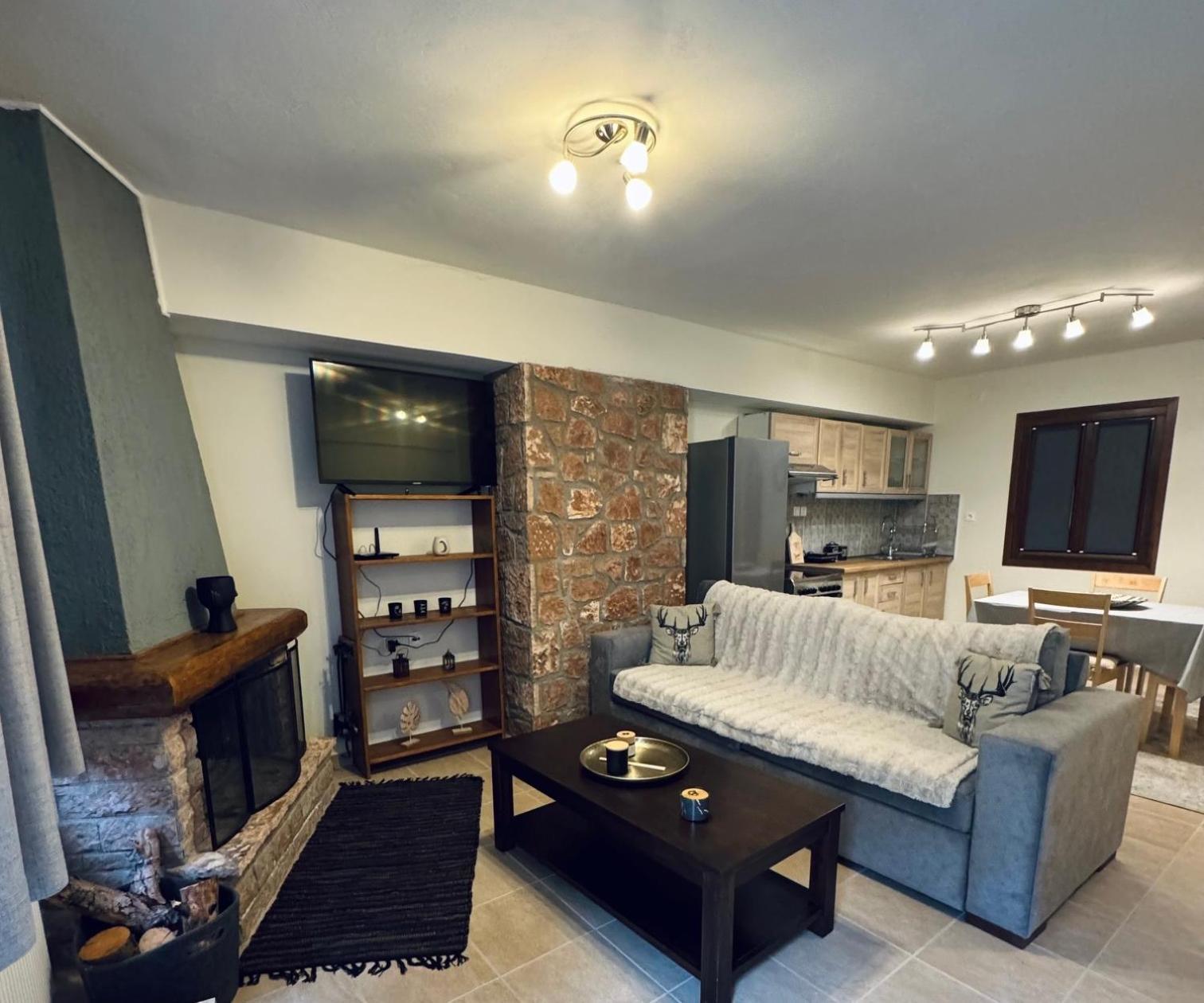 Ζέφη Apartment อาราโชวา ภายนอก รูปภาพ